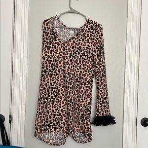 Leopard Print V-Neck Top with Black Cuffs